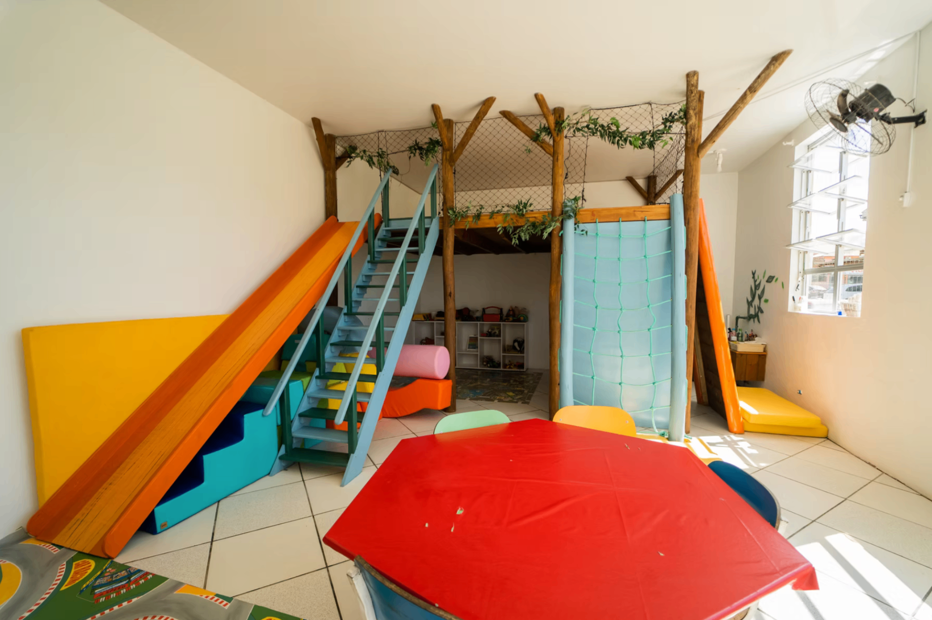 Sala de brinquedos Curupira